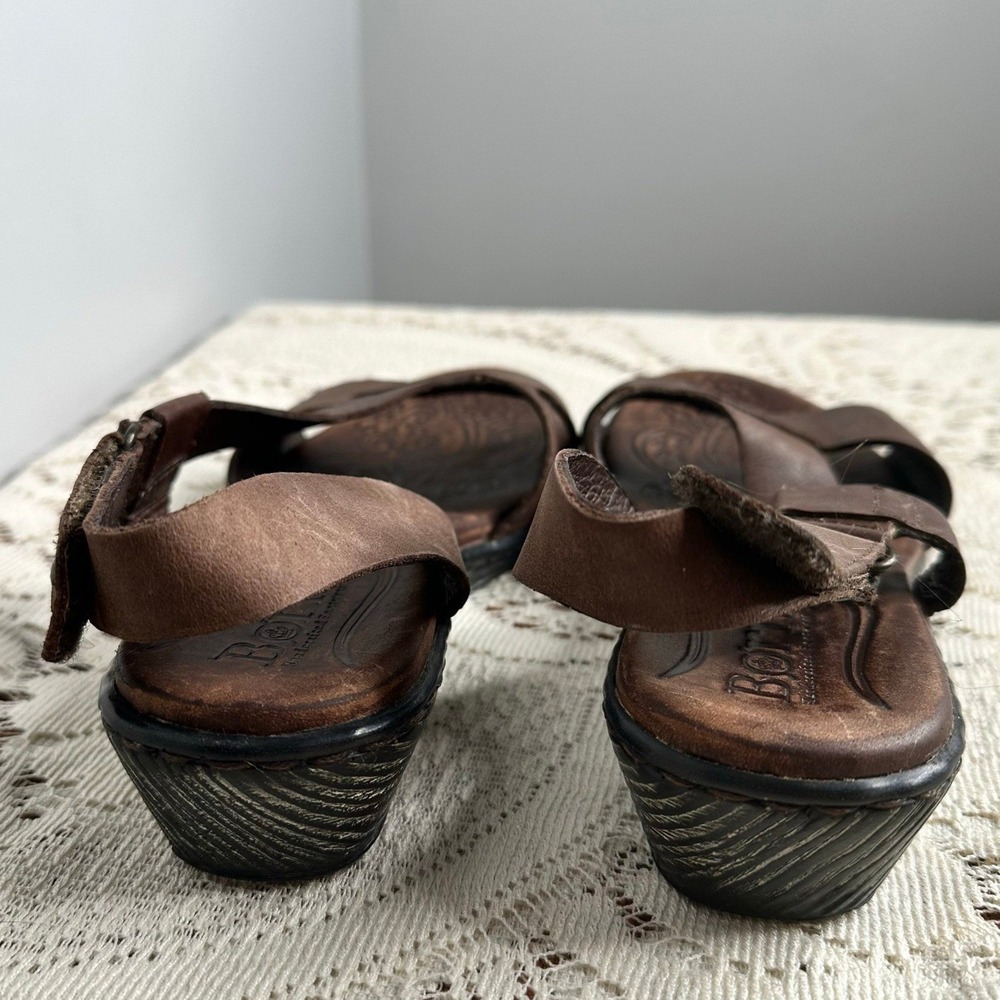 Born Brown Leather Wedge Sandals Cross Strap Slingback MHB4 Womens 8 US 39 EU - Picture 10 of 11